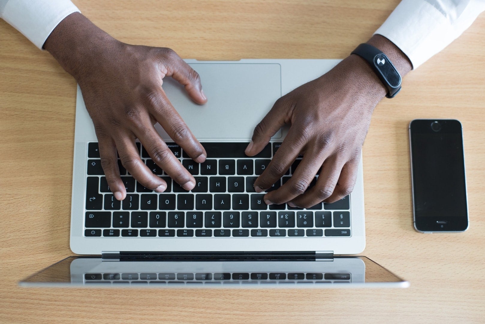 Continuous and anonymous feedback in the workplace for a happier team