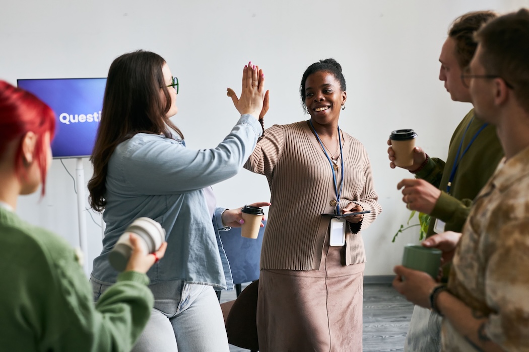 From Kudos to Culture: How Daily Recognition Reinforces Company Values