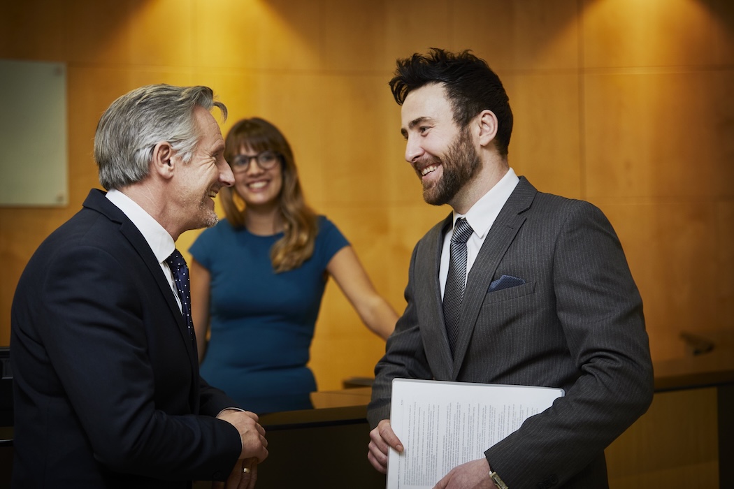 When to Publicly Praise Employees: Public vs. Private