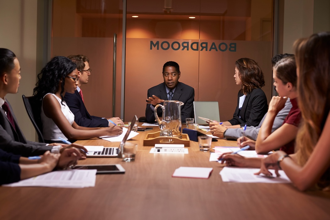 How Recognition Drives Accountability Without Micromanagement